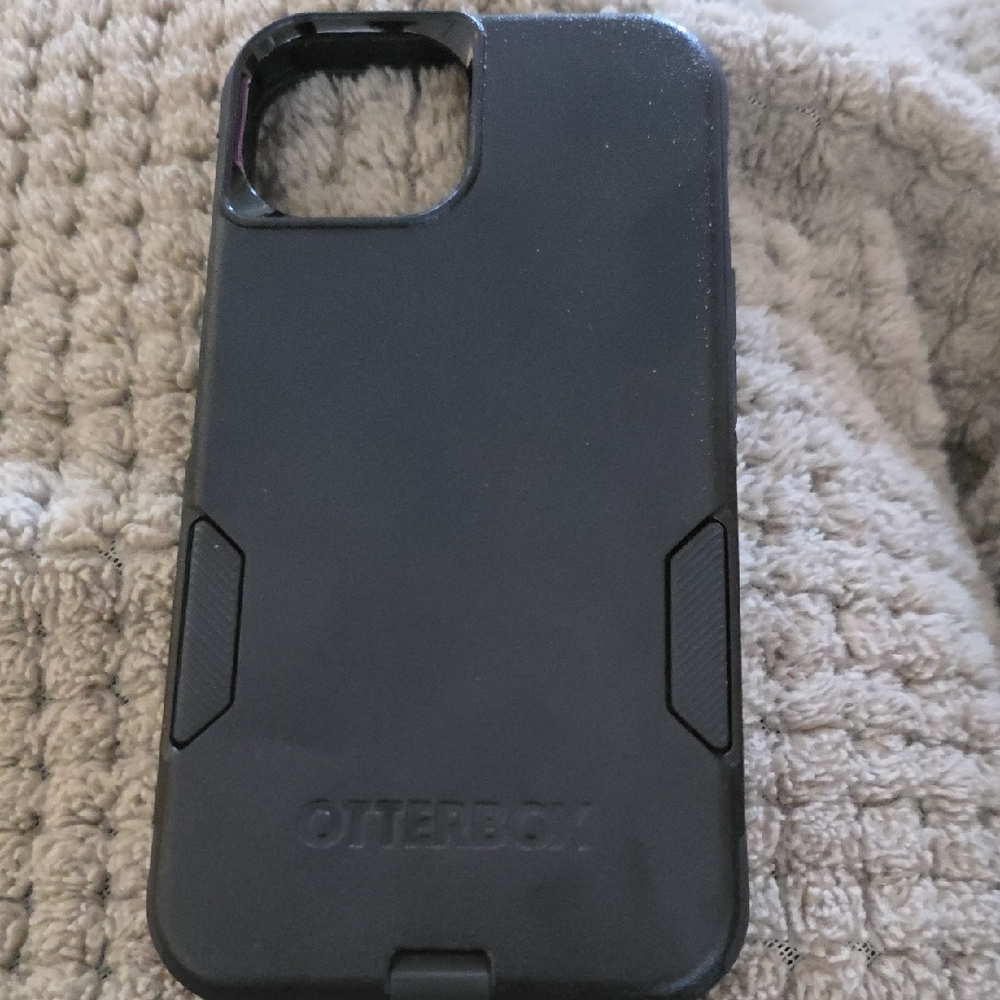 OtterBox Midnight Black Phone Case